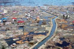 Разрушительное землетрясение и цунами в Юго-Восточной Азии (2004)
